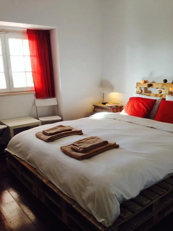 Hostel Estoril Beach House Portugal