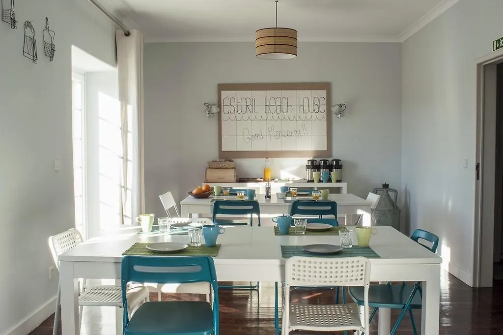 Hostel Estoril Beach House