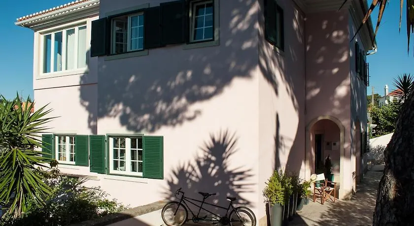 Estoril Beach House 0*,