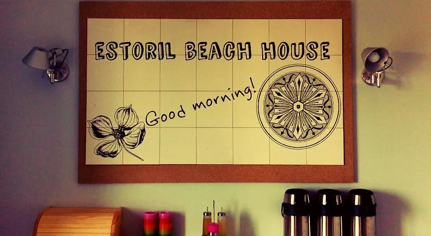 Estoril Beach House Hostel